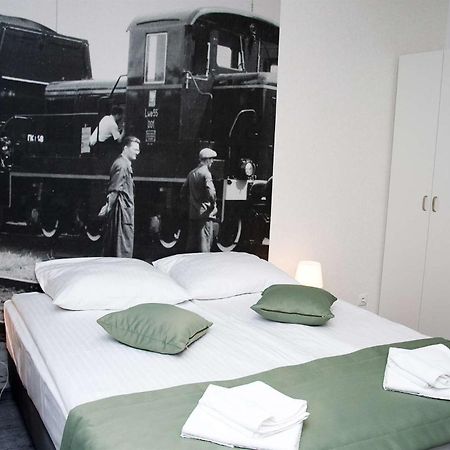 Park Apartamenty Chrzanow Bagian luar foto
